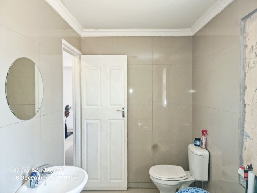 2 Bedroom Property for Sale in Tuscany Glen Western Cape